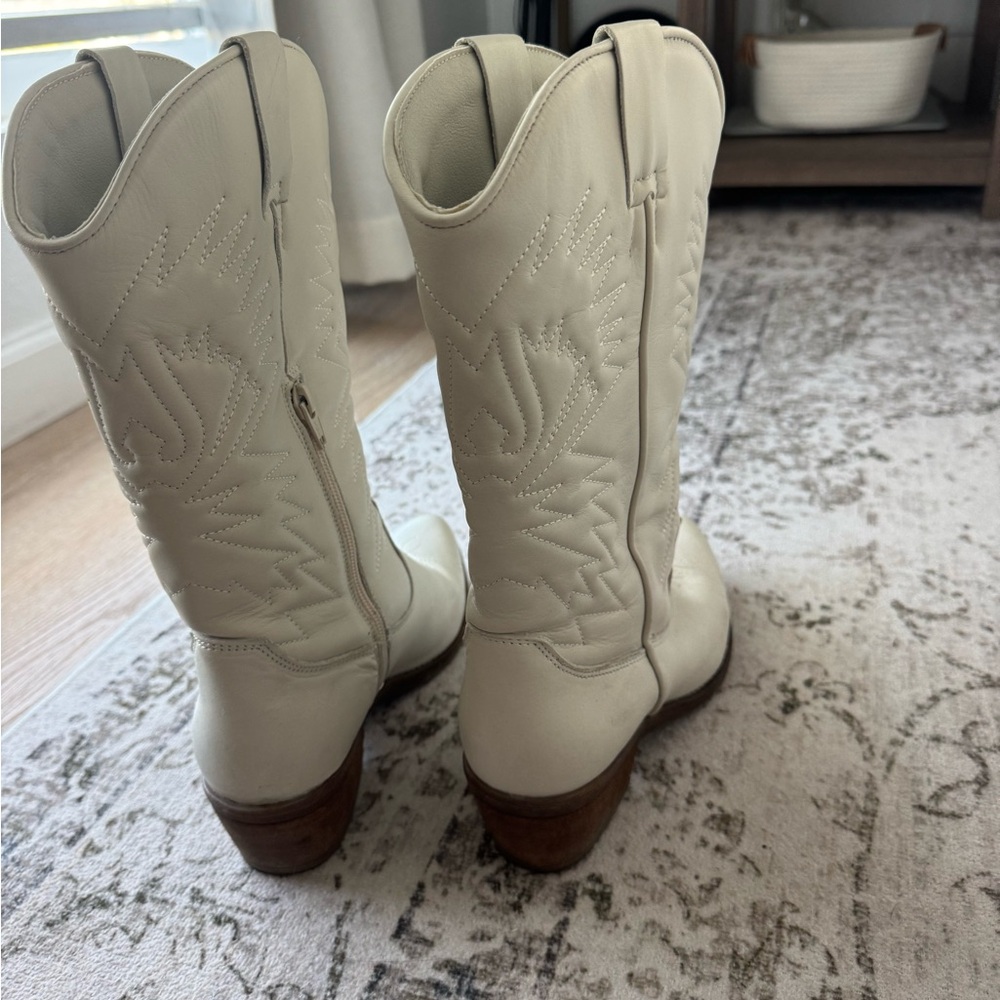 Steve Madden Albany Boots - Picture 3 of 6